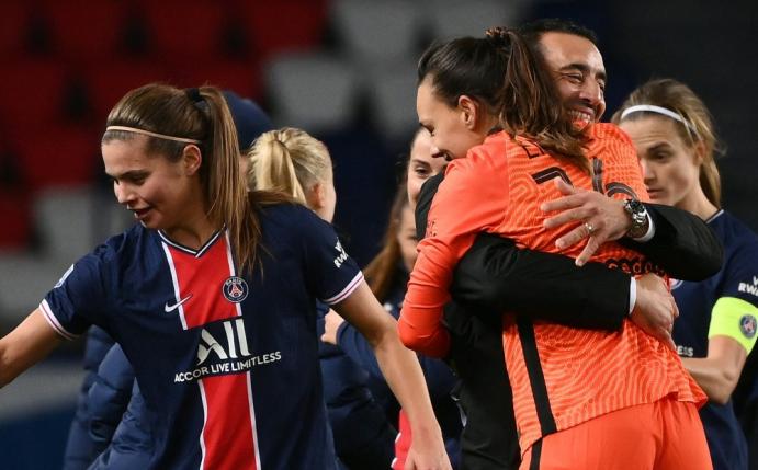 PSG-Frauen ziehen am grünen Tisch ins Viertelfinale ein