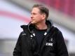 Hat mit dem 2:2 gegen den BVB wieder ein persönliches «Endspiel» hinter sich: Kölns Trainer Markus Gisdol. Foto: Marius Becker/dpa-Pool/dpa