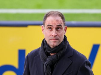 Oliver Mintzlaff sieht RB Leipzig noch nicht auf Augenhöhe mit dem FC Bayern München. Foto: Jan Woitas/dpa-Zentralbild/dpa Oliver Mintzlaff sieht RB Leipzig noch nicht auf Augenhöhe mit dem FC Bayern München. Foto: Jan Woitas/dpa-Zentralbild/dpa