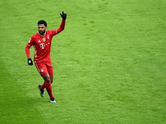 Der FC Bayern München um Serge Gnabry hatte auch in Unterzahl keine Probleme mit dem VfB Stuttgart. Foto: Matthias Balk/dpa POOL/dpa Der FC Bayern München um Serge Gnabry hatte auch in Unterzahl keine Probleme mit dem VfB Stuttgart. Foto: Matthias Balk/dpa POOL/dpa