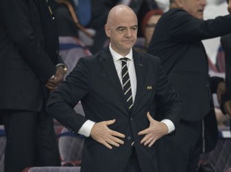 FIFA wird von Amnesty International unter Druck gesetzt FIFA wird von Amnesty International unter Druck gesetzt