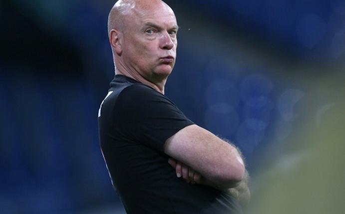 Rückschlag im Aufstiegsrennen: Uwe Rösler