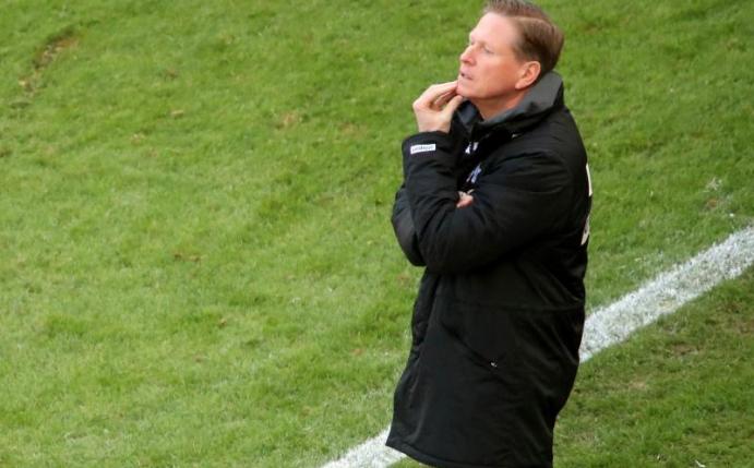 Trainer Markus Gisdol steckt mit dem 1. FC Köln im Kampf um den Klassenerhalt. Foto: Wolfgang Rattay/Reuters-Pool/dpa