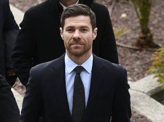 Alonso wohl doch nicht neuer Trainer bei der Borussia Alonso wohl doch nicht neuer Trainer bei der Borussia