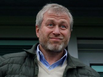 Chelsea-Besitzer Abramowitsch verklagt Verlag