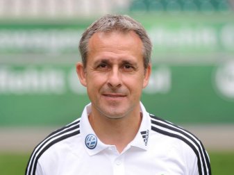 Stellt sich hinter FC-Trainer Markus Gisdol: Pierre Littbarski. Foto: picture alliance / dpa