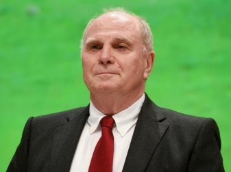 Dachte lange, dass der Müller-Rekord niemals fällt. Uli Hoeneß. Foto: Tobias Hase/dpa Dachte lange, dass der Müller-Rekord niemals fällt. Uli Hoeneß. Foto: Tobias Hase/dpa
