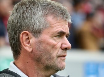 Kein Kontakt zu Köln: Friedhelm Funkel Kein Kontakt zu Köln: Friedhelm Funkel