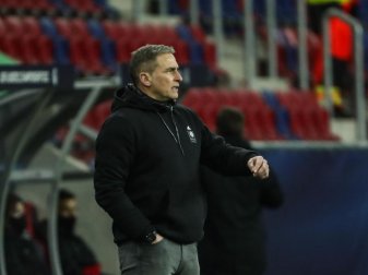 Für Stefan Kuntz und seine U21 geht es gegen die Niederlande um den Einzug in die K.o.-Phase. Foto: Csaba Domotor/dpa Für Stefan Kuntz und seine U21 geht es gegen die Niederlande um den Einzug in die K.o.-Phase. Foto: Csaba Domotor/dpa