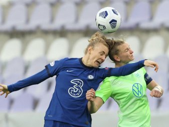 Alexandra Popp (r.) Alexandra Popp (r.)