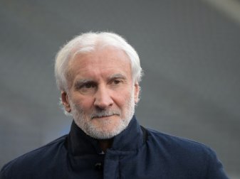 Völler verlängert seinen Vertrag bei Leverkusen nicht Völler verlängert seinen Vertrag bei Leverkusen nicht