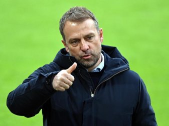 Hat sich nicht über einen Einsatz von Robert Lewandowski gegen RB Leipzig geäußert: Münchens Trainer Hansi Flick. Foto: Matthias Balk/dpa POOL/dpa Hat sich nicht über einen Einsatz von Robert Lewandowski gegen RB Leipzig geäußert: Münchens Trainer Hansi Flick. Foto: Matthias Balk/dpa POOL/dpa