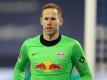 Leipzigs Torhüter Peter Gulacsi lobt Dayot Upamecano