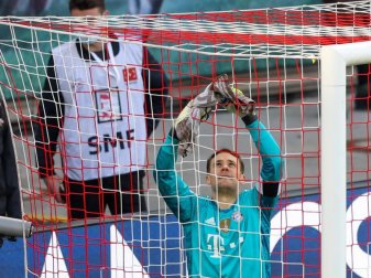 Kreativer Bayern-Keeper: Manuel Neuer hat auch hinter der Torlinie gewissen Talente. Foto: Alexander Hassenstein/Getty POOL/dpa
