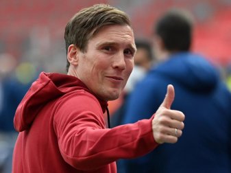 Hat die erste Pflichtaufgabe mit Bayer Leverkusen gelöst: Trainer Hannes Wolf. Foto: Federico Gambarini/dpa POOL/dpa Hat die erste Pflichtaufgabe mit Bayer Leverkusen gelöst: Trainer Hannes Wolf. Foto: Federico Gambarini/dpa POOL/dpa