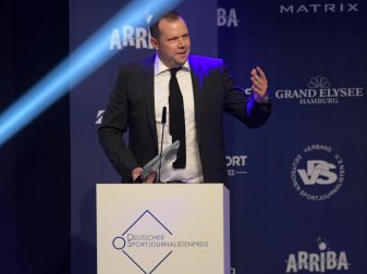 Kehrt als Bundesliga-Kommentator zu Sat.1 zurück: Wolff-Christoph Fuss. Foto: Axel Heimken/dpa