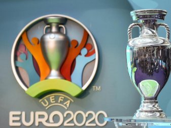 Trotz der Verschiebung stehen hinter der Fußball-EM weiter viele Fragezeichen. Foto: Facundo Arrizabalaga/EPA/dpa