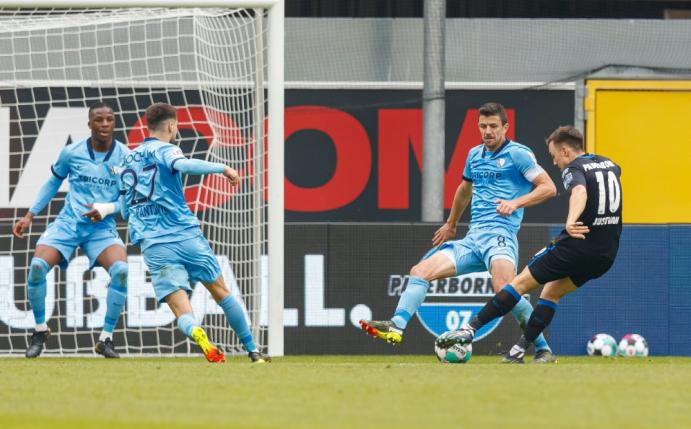 Justvan schießt gegen Bochum das erste Tor (36.)