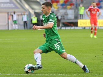 Auch bei Hannover soll ein Spieler Corona positiv sein Auch bei Hannover soll ein Spieler Corona positiv sein