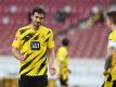 Mats Hummels muss entkräftet ausgewechselt werden