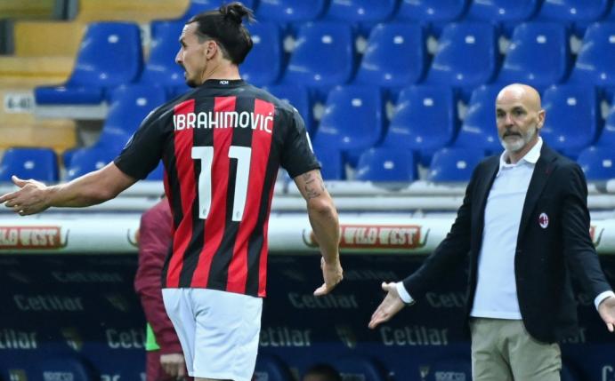Zlatan Ibrahimovic wird mit rot vom Platz geschickt