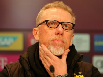 Aus in Wien, aber keine Gespräche mit Köln: Peter Stöger Aus in Wien, aber keine Gespräche mit Köln: Peter Stöger