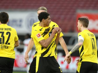 Dortmund jubelt nach knappem Sieg Dortmund jubelt nach knappem Sieg