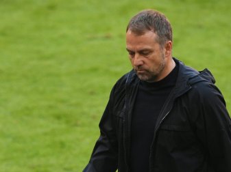 Im Hinspiel verlor Flicks Mannschaft 2:3 gegen Paris