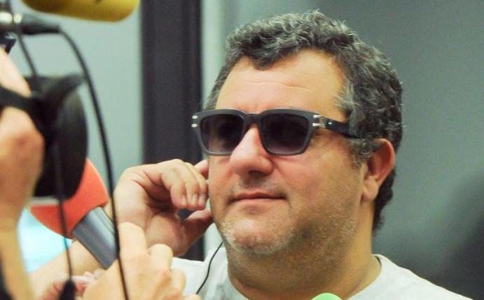 Will einen Wechsel von Erling Haaland im Sommer nicht ausschließen: Spielervermittler Mino Raiola. Foto: Olivier Anrigo/EPA/dpa