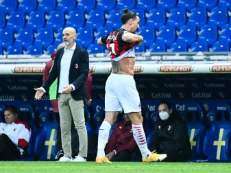 Ibrahimovic war trotz Lockdown in einem Restaurant Ibrahimovic war trotz Lockdown in einem Restaurant