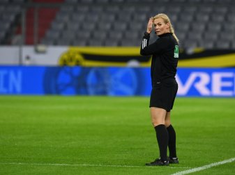 Bibiana Steinhaus hat Howard Webb geheiratet Bibiana Steinhaus hat Howard Webb geheiratet