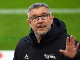 Kann einen Sittenverfall wegen der Trainer-Wechsel nicht erkennen: Union-Trainer Urs Fischer. Foto: Andreas Gebert/Reuters-Pool/dpa