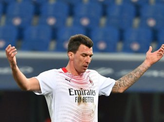 Mario Mandzukic spendet für wohltätige Zwecke Mario Mandzukic spendet für wohltätige Zwecke