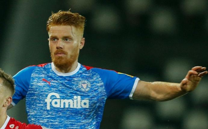 Holstein Kiel verlängert mit Stefan Thesker