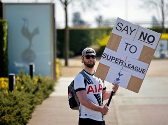 Fußball-Fans stimmen gegen eine Super League