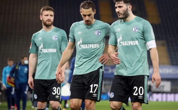 Schalke 04 steigt aus der Bundesliga ab