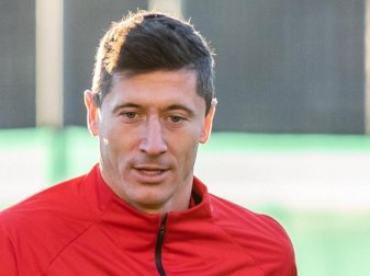 Wünscht sich manchmal mehr Anonymität: Robert Lewandowski. Foto: Mikolaj Barbanell/SOPA Images via ZUMA Wire/dpa Wünscht sich manchmal mehr Anonymität: Robert Lewandowski. Foto: Mikolaj Barbanell/SOPA Images via ZUMA Wire/dpa