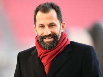 Salihamidzic erhält Rückendeckung von Präsident Hainer Salihamidzic erhält Rückendeckung von Präsident Hainer