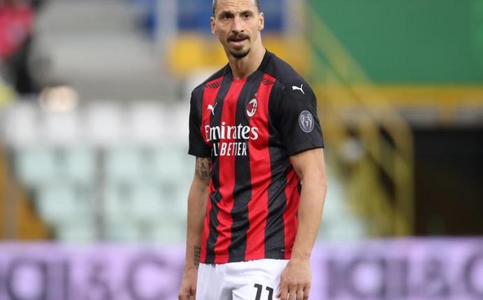 Hat seinen Vertrag in Mailand noch einmal verlängert: Zlatan Ibrahimovic. Foto: Jonathan Moscrop/CSM via ZUMA Wire/dpa