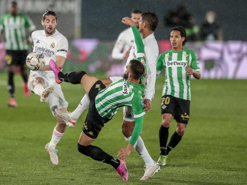 Real Madrids kam gegen Betis Sevilla nicht über ein Remis hinaus. Foto: Bernat Armangue/AP/dpa