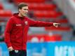 Hannes Wolf trainiert derzeit das Team von Bayer Leverkusen. Foto: Thilo Schmuelgen/Reuters-Pool/dpa