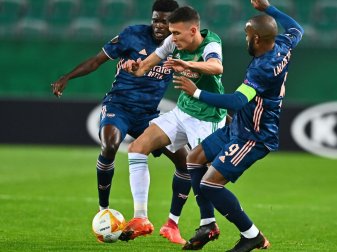 Dejan Ljubicic (m.) wechselt zum 1. FC Köln Dejan Ljubicic (m.) wechselt zum 1. FC Köln