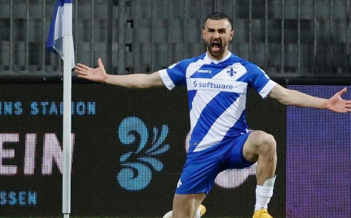 Serdar Dursun erzielt gegen Bochum einen Doppelpack
