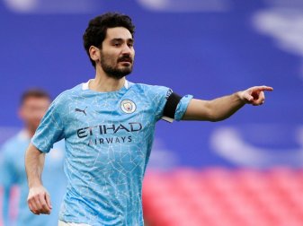Gündogan: Alltag der Profis von Einsamkeit geprägt Gündogan: Alltag der Profis von Einsamkeit geprägt