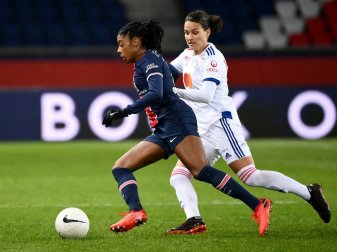 Neue Trainerin für Dzsenifer Marozsan (r.) Neue Trainerin für Dzsenifer Marozsan (r.)