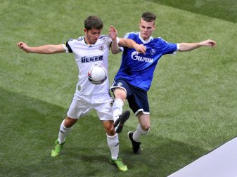 Junioren von Schalke 04 und Fenerbahce Istanbul Junioren von Schalke 04 und Fenerbahce Istanbul