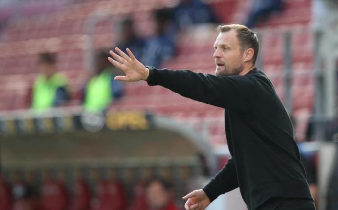 Brachte den Erfolg nach Mainz zurück: Trainer Bo Svensson. Foto: Tom Weller/dpa-Pool/dpa