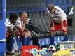 Wieder keine Bundesliga? Nach dem Remis gegen den KSC schwinden beim HSV weiter die Aufstiegshoffnungen. Foto: Christian Charisius/dpa