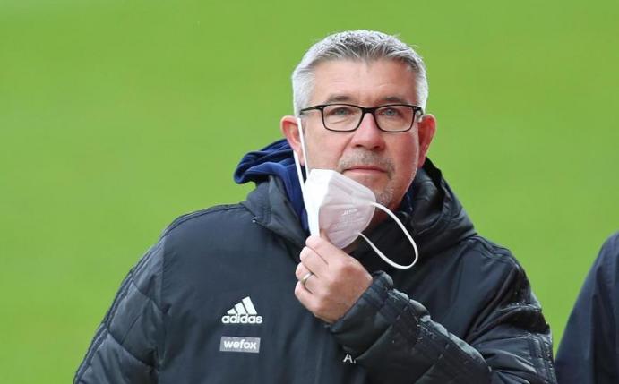 Hat seinen Vertrag bei Union Berlin erst im Dezember 2020 verlängert: Trainer Urs Fischer. Foto: Andreas Gora/dpa