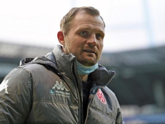 Sieht seine Zukunft in Mainz: «Wir haben eine Menge vor», sagte Trainer Bo Svensson. Foto: Carmen Jaspersen/dpa